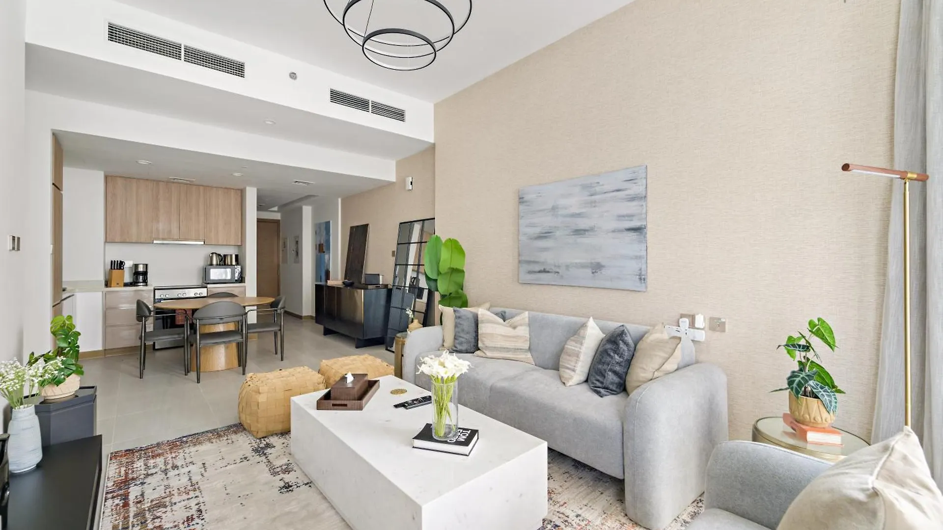 Apartment Stylish 2Br In Business Bay Canal View Pool & Gym Dubai