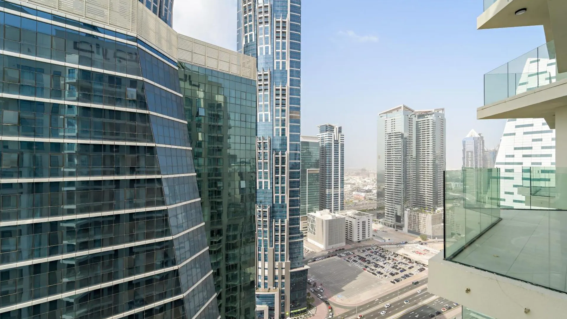 Apartment Stylish 2Br In Business Bay Canal View Pool & Gym Dubai